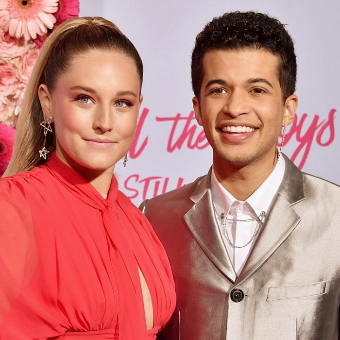 Jordan Fisher y Ellie Woods