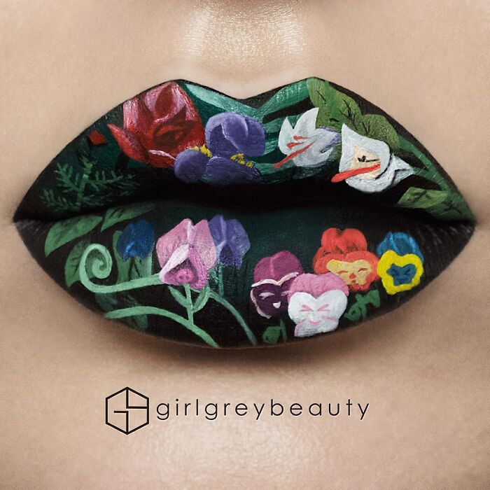 Labios con flores, Creación de Andrea Reed; Artista crea hermosas obras de arte sobre sus labios