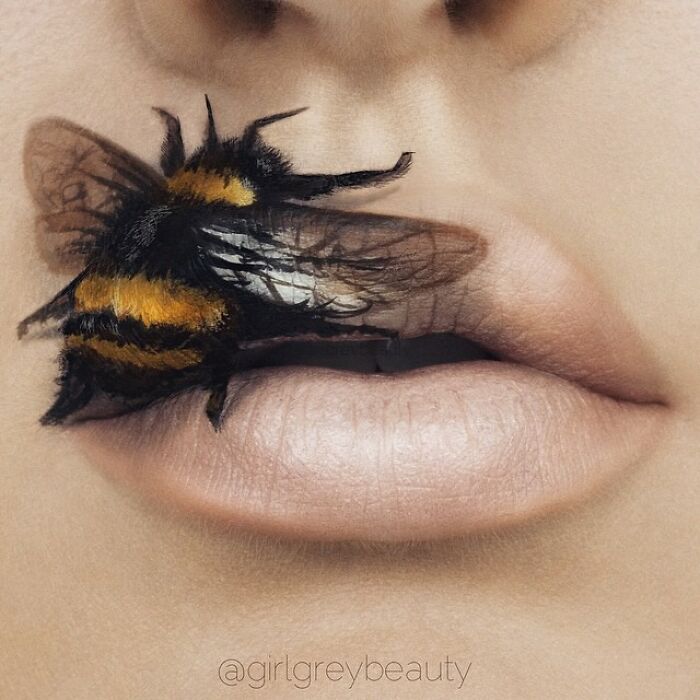 Labios con abeja, Creación de Andrea Reed; Artista crea hermosas obras de arte sobre sus labios