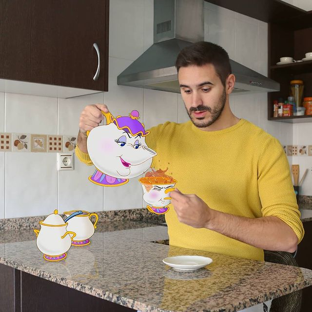 Vajilla de La bella y la bestia edición de Samuel MB ;Maestro convierte a personajes Disney en sus roomies y se vuelve viral