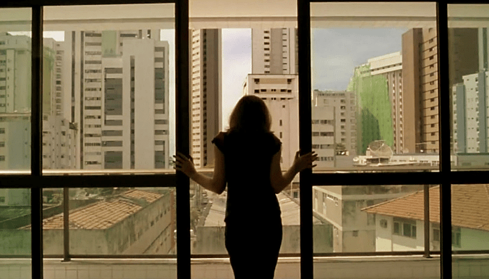 Neighboring Sounds (2013, Kleber Mendonça Filho)