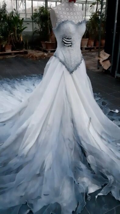 Cosplayer hizo vestido de El Cadáver de la novia