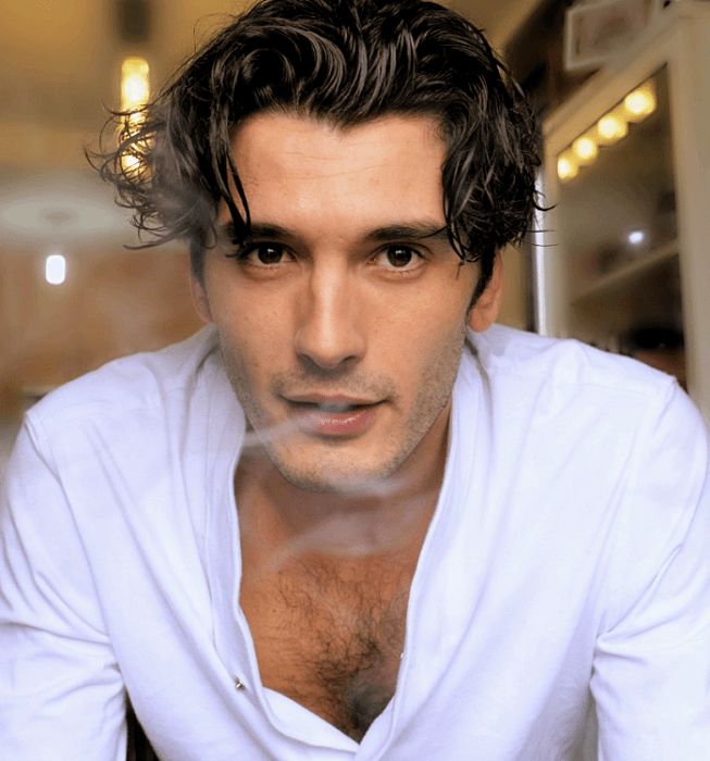 Yon González