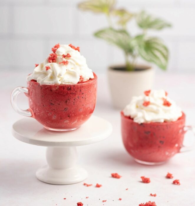 Pastelillo red velvet; 13 Sencillas recetas para hacer 'mug cakes' en microondas
