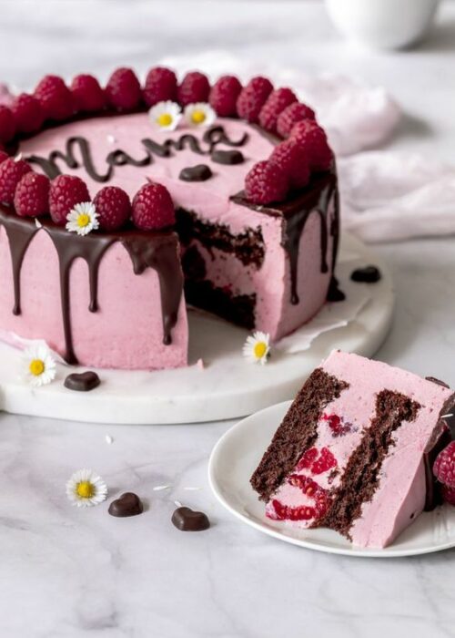 Tarta de frambuesa con chocolate; 15 Pasteles para demostrarle a mamá cuánto la amas