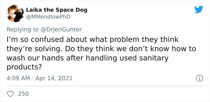 Comentario en twitter sobre el guante hecho para cambiar tampones 