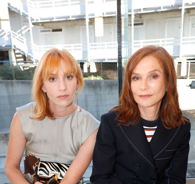 Lolita Chammah y su madre en Cannes en el estreno del festival