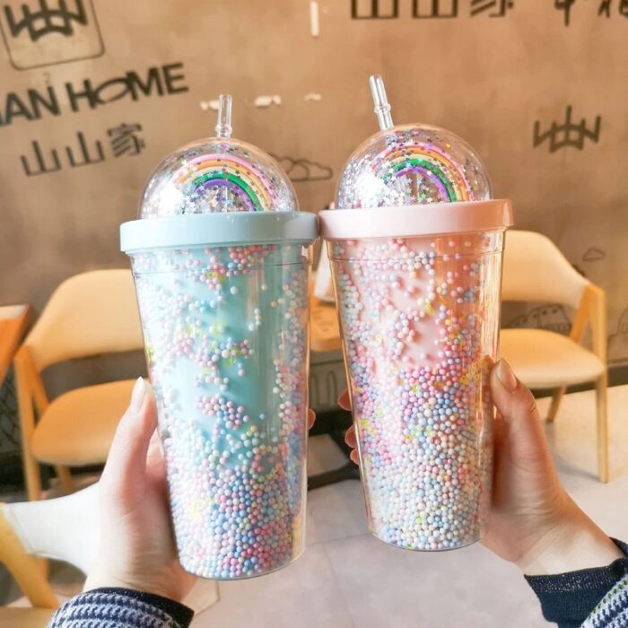 cilindro para agua en pequeñas bolitas de colores; Cilindros bonitos que te motivaran a beber agüita todo el días