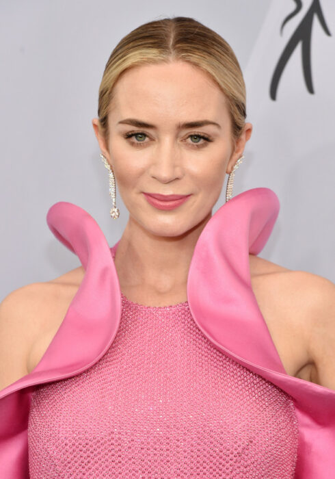 Emily Blunt posando durante una sesión de fotos en un evento