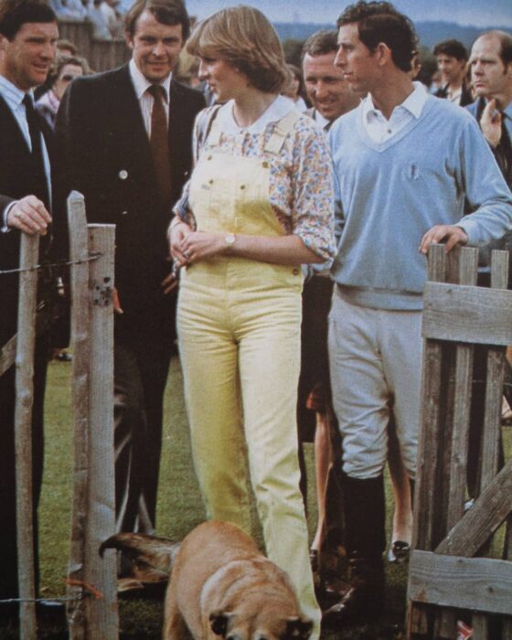 Diana Spencer y el príncipe Felipe durante un partido de polo