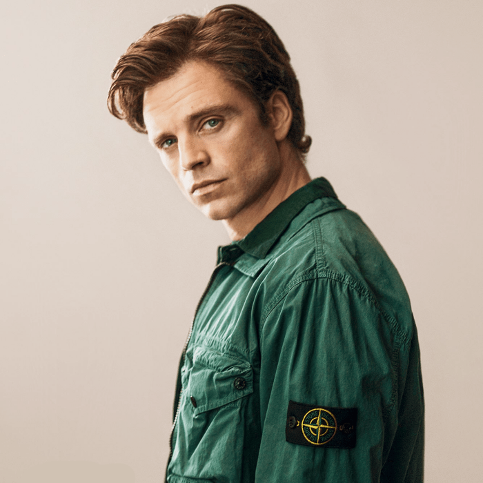 actor romano-americano Sebastian Stan en sesión de fotos