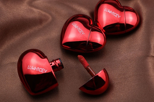 Labial en forma de corazón; 12 Labiales bonitos que merecen tener un espacio en tu tocador