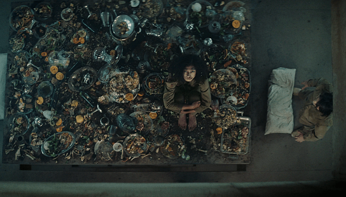escena de la película El hoyo