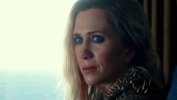 Actriz Kristen Wiig en la película Wonder Woman 1984