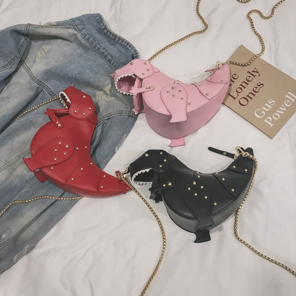Bolsos de mano en forma de T-RTex, colores rojo, negro y rosa; 13 Accesorios chulísimos que sí o sí te mereces