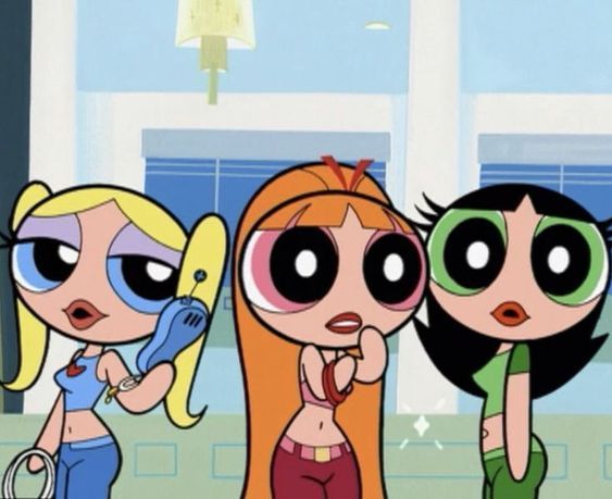 Chicas Superpoderosas luciendo como adolescentes 
