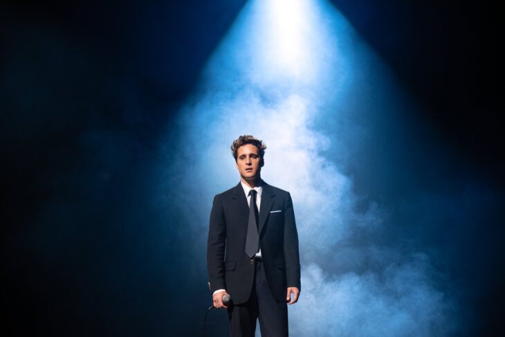 Diego Boneta interpretando a Luis Miguel, en la serie 'Luis Miguel, la serie'