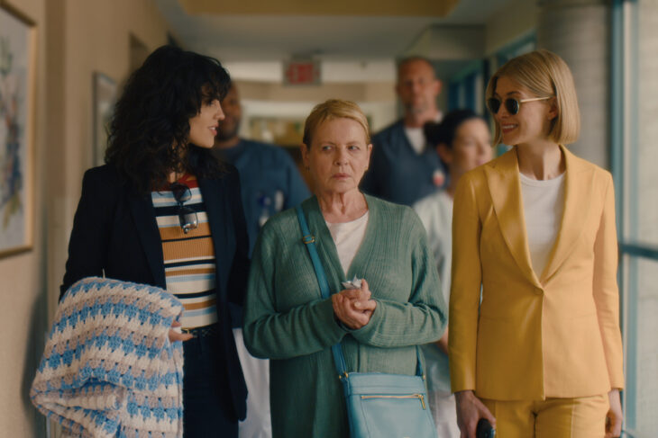 Escena de la película 'Descuida, yo te cuido' con Fran, Jennifer y Marla