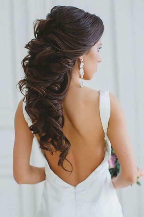 Peinado de novia esponjoso