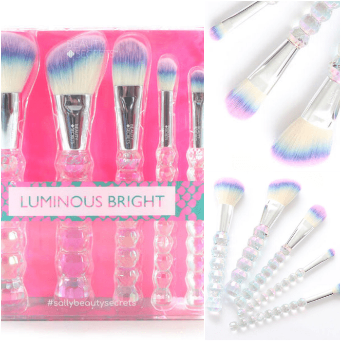 set de brochas multicolor con acrilico