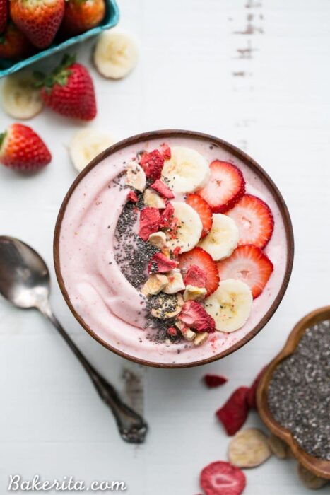 Bowl con fresas y plátano