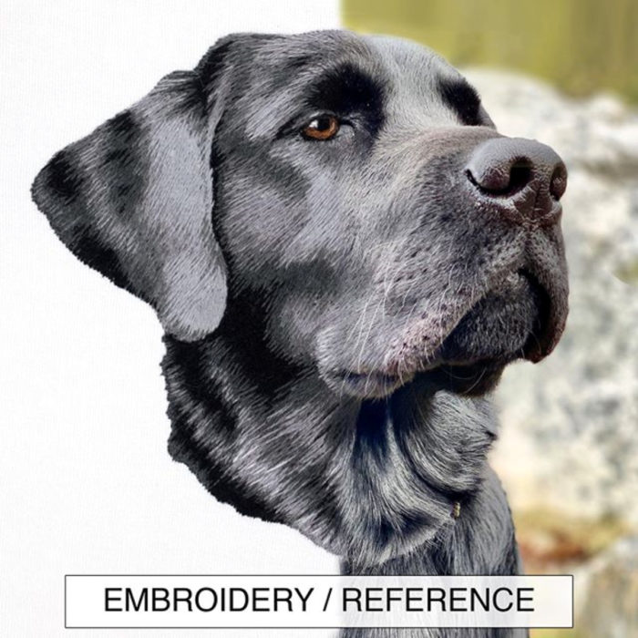 Bordado de perro labrador negro