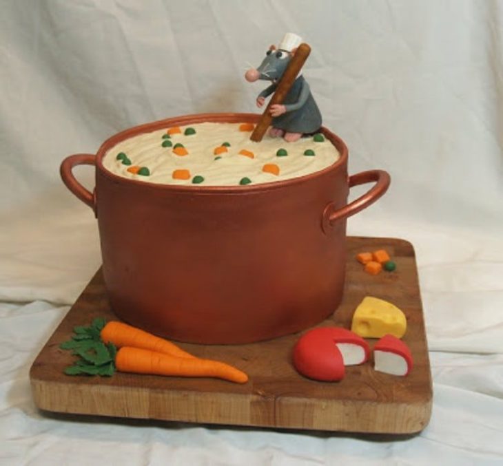 Pastel decorado, inspirado en la película de Ratatuil