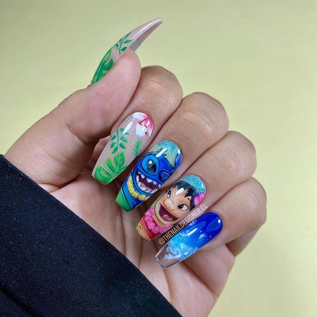 Uñas de Lilo y Stitch