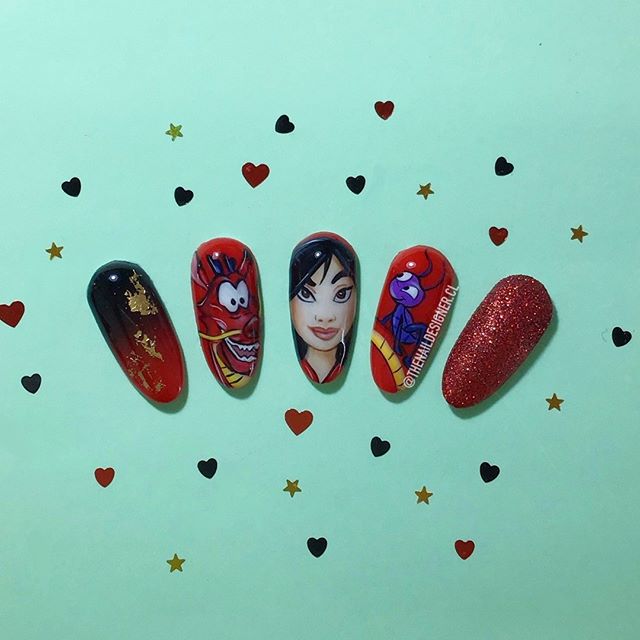 Uñas de Mulan