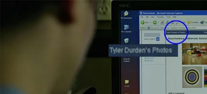 Escena de la película La red social mostrando un perfil falso de Facebook