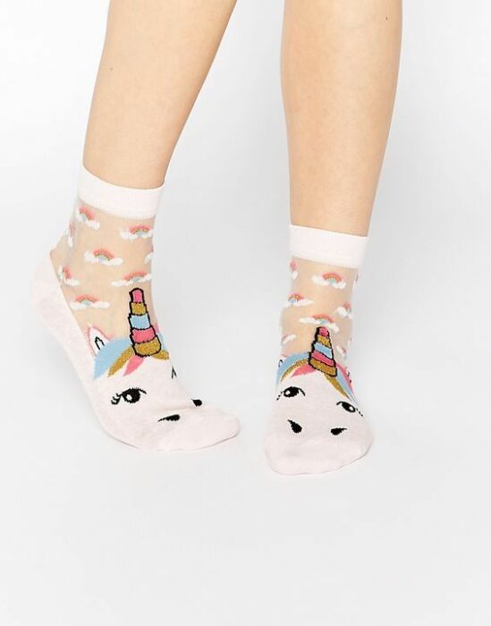Calcetas encantadoras con diseño de unicornio