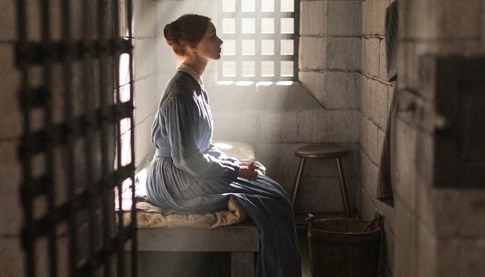 escena de la serie alias grace en netflix