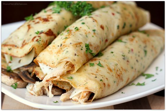 Crepas con pollo gratinado como relleno; recetas con crepas
