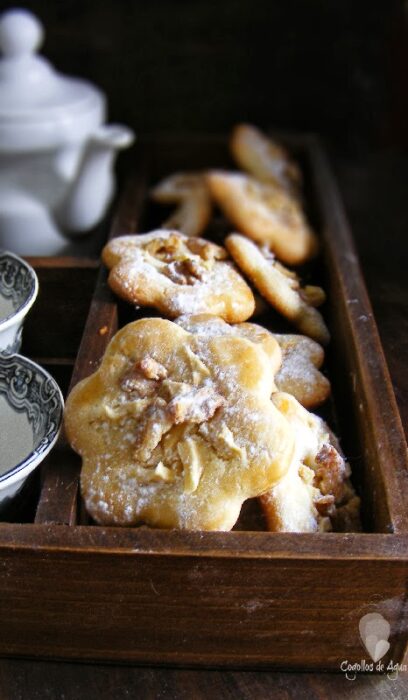 Galletas de mantequilla con manzana y nuez; recetas de galletas y cupcakes navideños