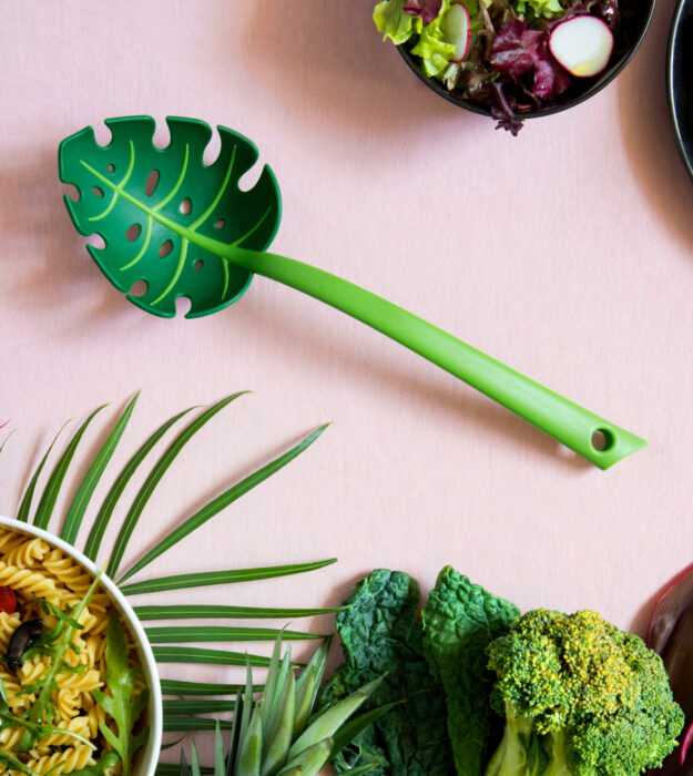 Utensilios bonitos y kawaii de cocina; cuchara de ensalada en forma de hoja