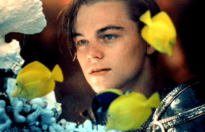 escena de Romeo + Juliet