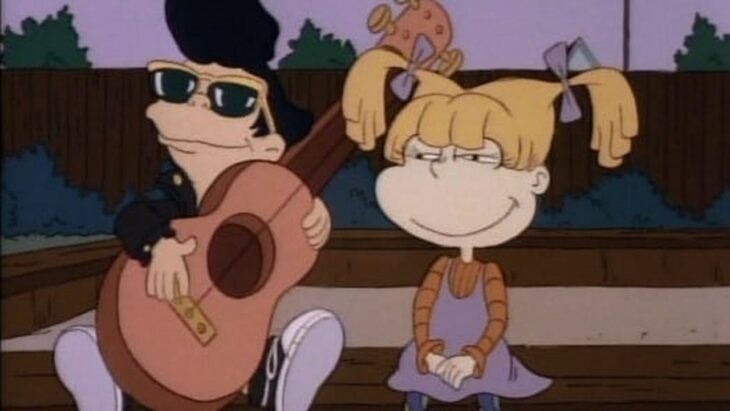 Escena de Rugrats donde Angélica se enamora de un niño guitarrista