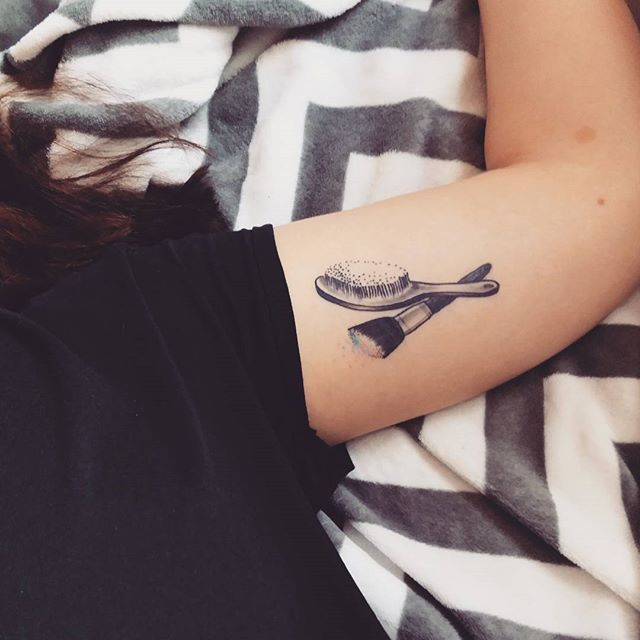 Tatuajes para las amantes del maquillaje