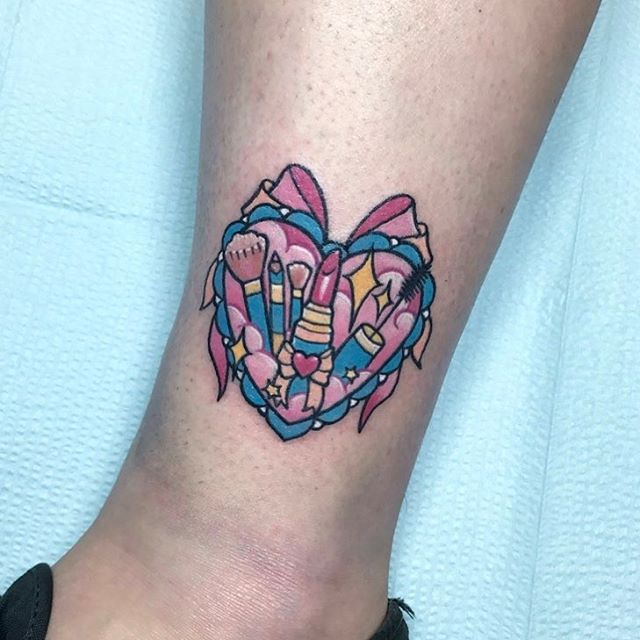 Tatuajes para las amantes del maquillaje