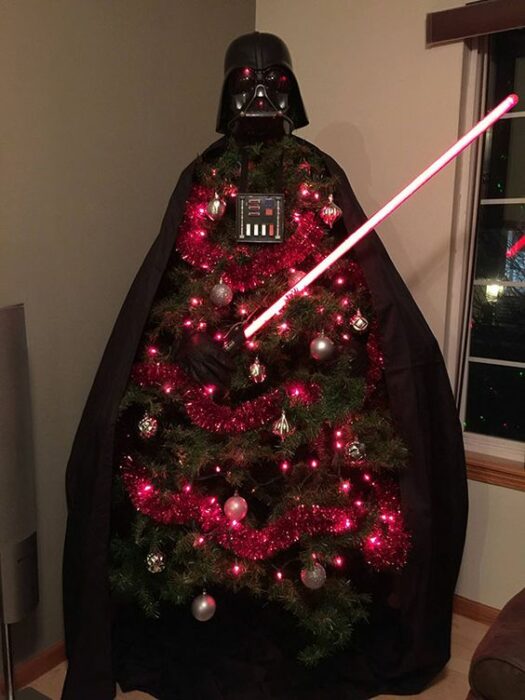 Árbol decorado con temática de Star Wars