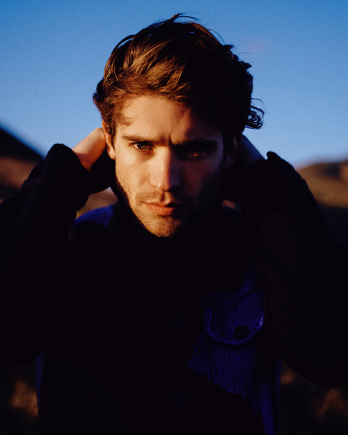 David Corenswet para la serie Hollywood; galanes de series para maratonear