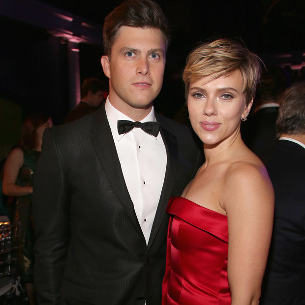 Scarlett Johansson y Colin Jost