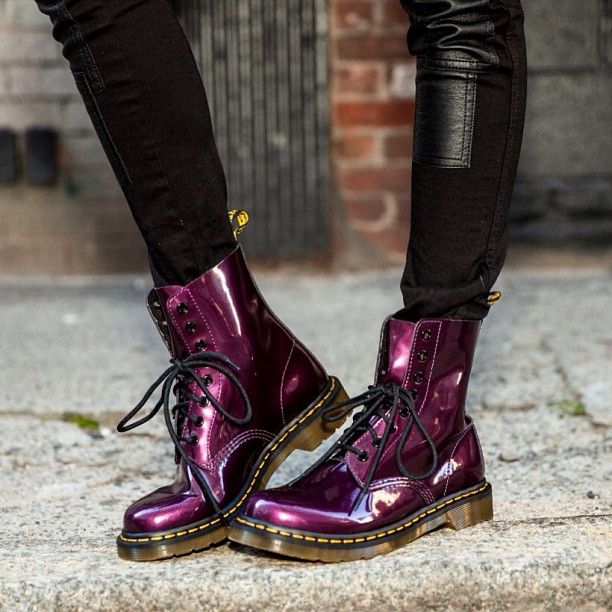 Botas Dr. Martens en color morado
