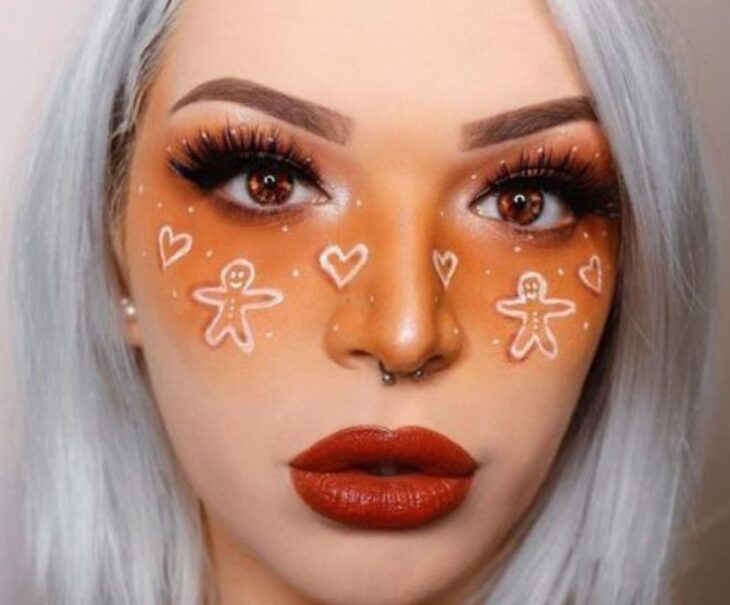 Maquillaje creativo con tonalidades cafés y blanco