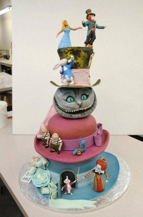 Pastel de Alicia en el país de las maravillas