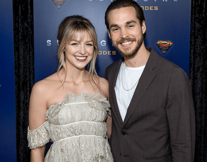 Melissa Benoist y Chris Wood