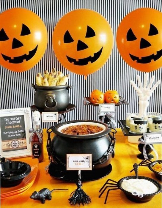 Mesa de dulces para Halloween