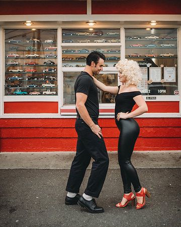 Disfraz de pareja inspirado en la película Vaselina