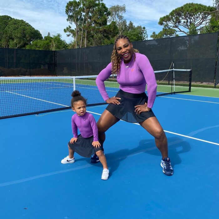 Serena Williams jugando tenis con su hija Olympia
