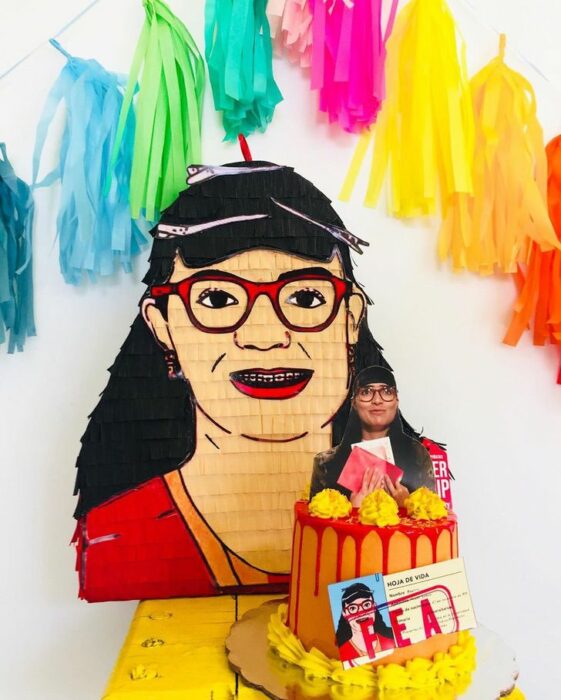 Piñata de Betty la fea